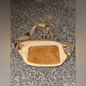 Women’s Corduroy Sherpa Fanny Pack Sling Bag New